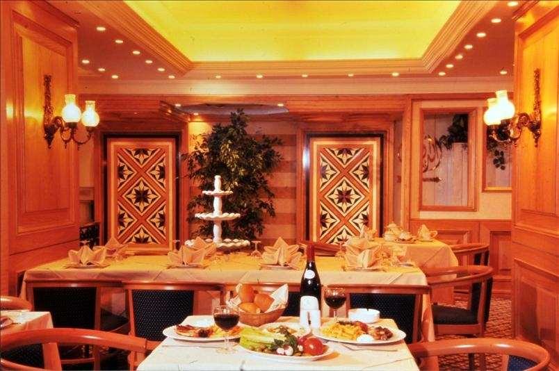 Grand Hotel
