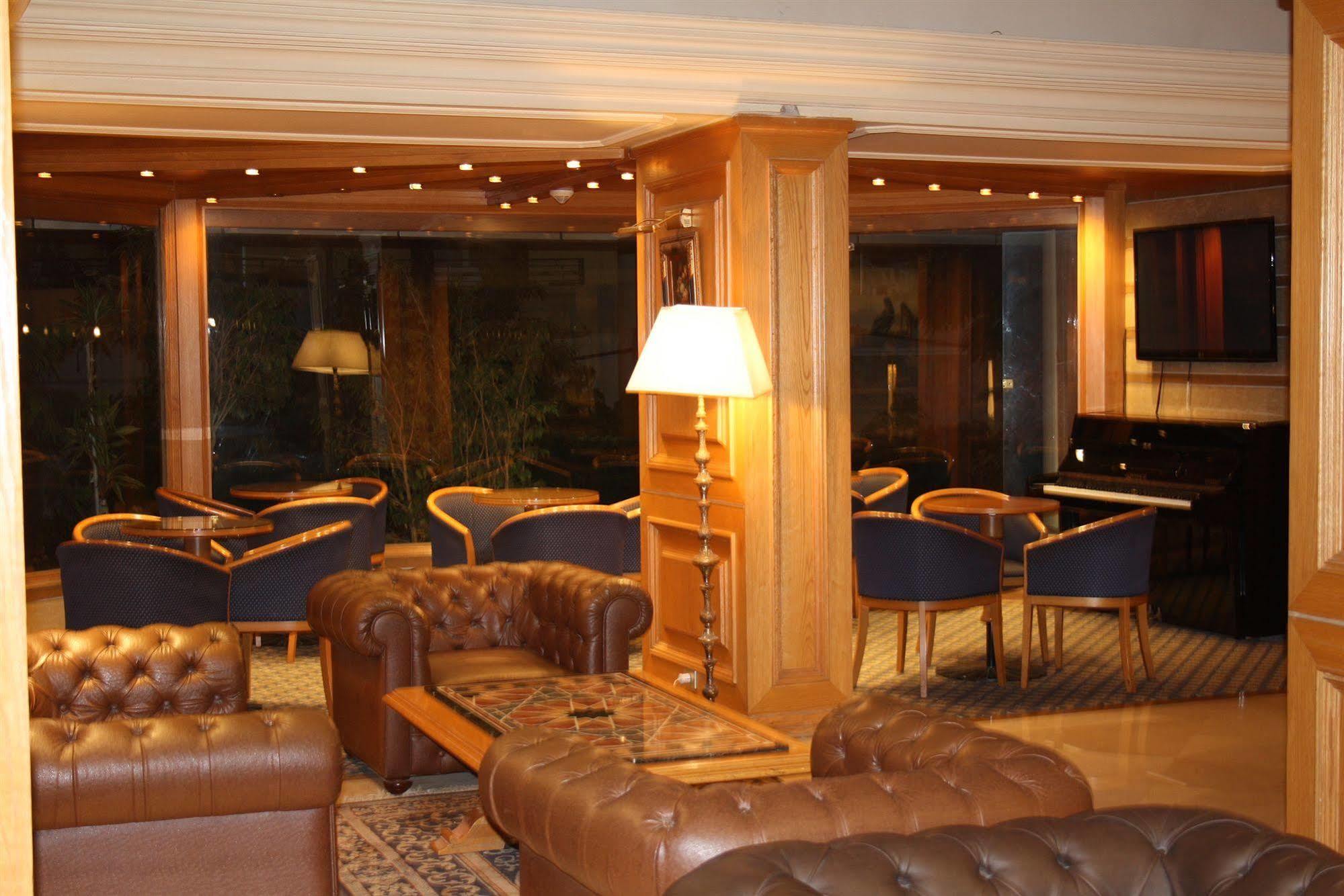 Grand Hotel 4*