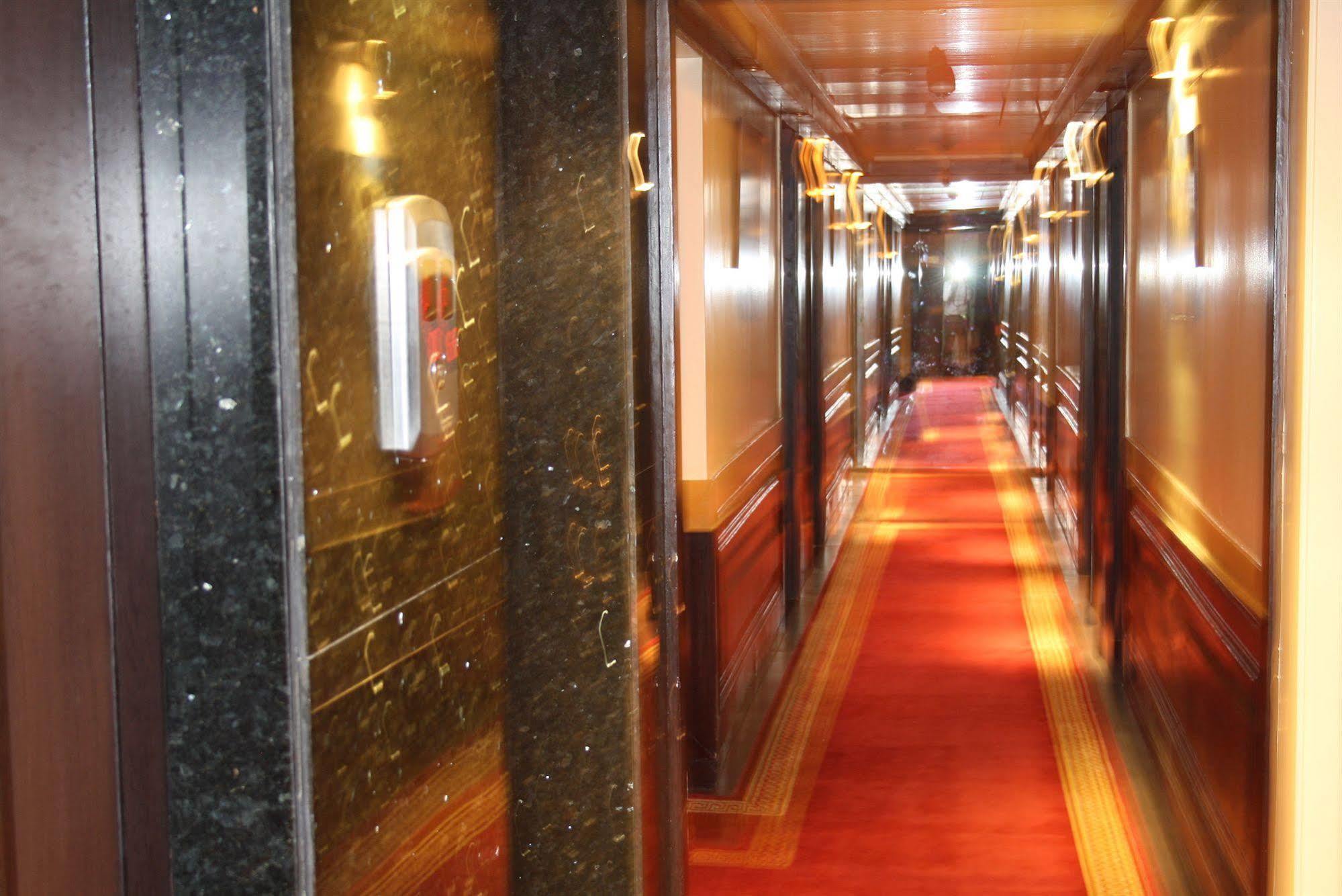 Hotel Grand